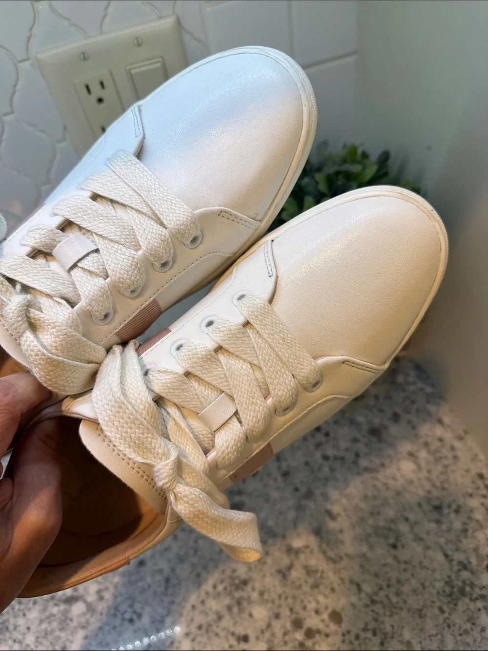 kate spade comfortable lace
